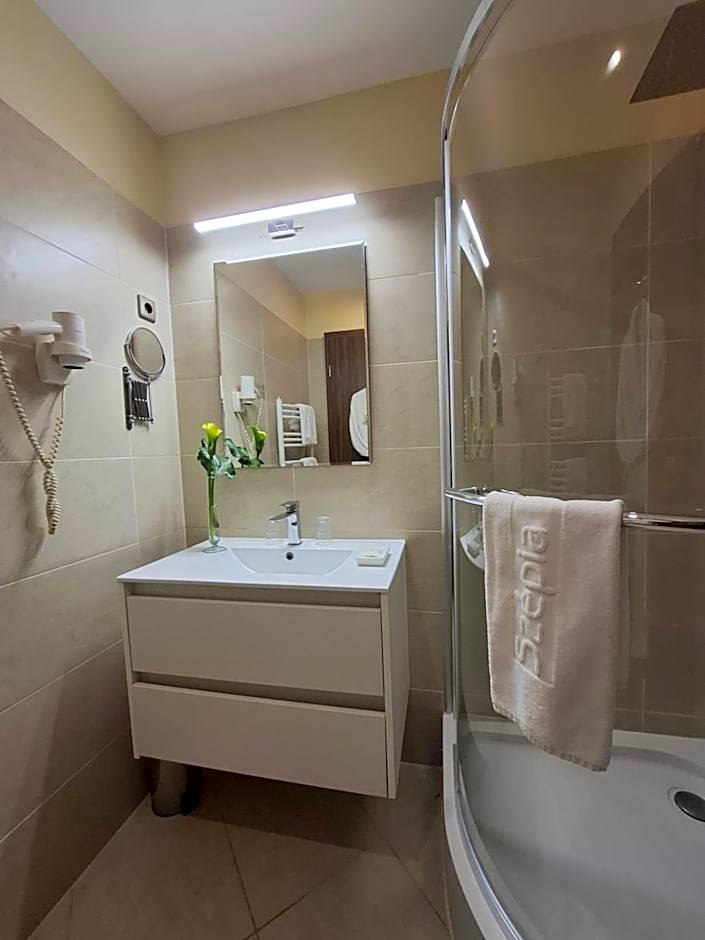 Szépia Bio and Art Hotel