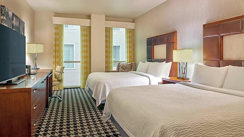 Courtyard by Marriott Denver Downtown