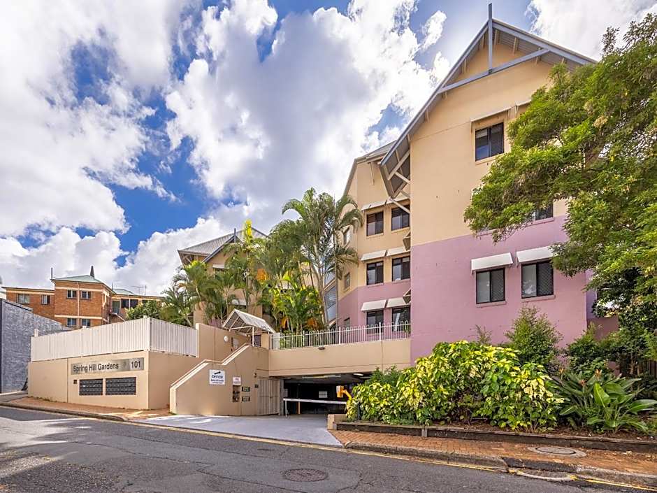 Spring Hill Gardens Apartments