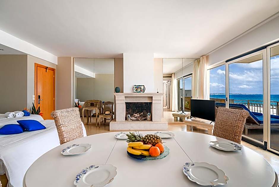 Parthenis Beach, Suites by the Sea