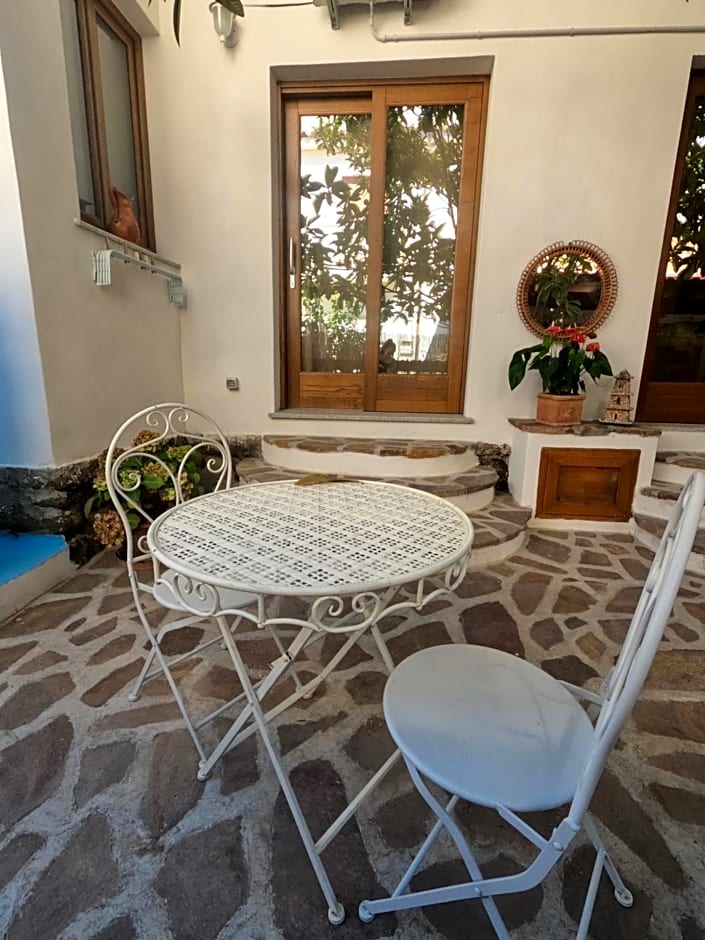 Villa Sari affitta camere