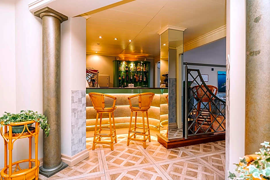 Crystal Hotel Varese