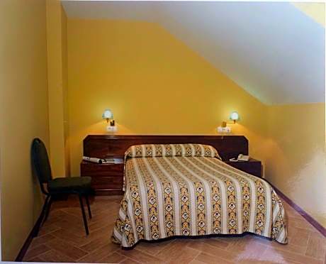 Single Room with Bathroom