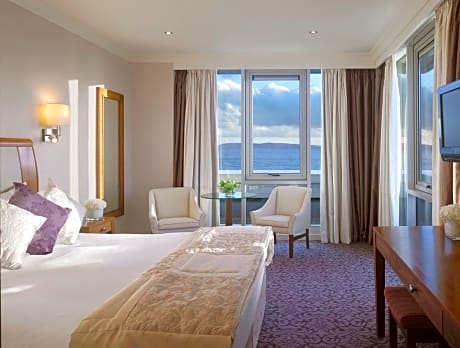 Executive King Room with Sea View