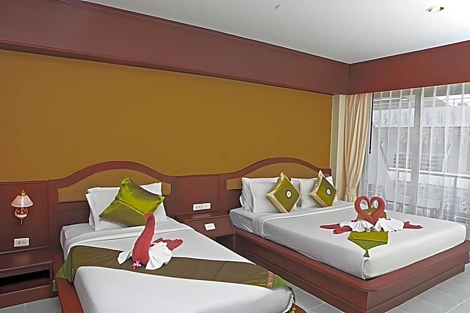 Samui First House Hotel
