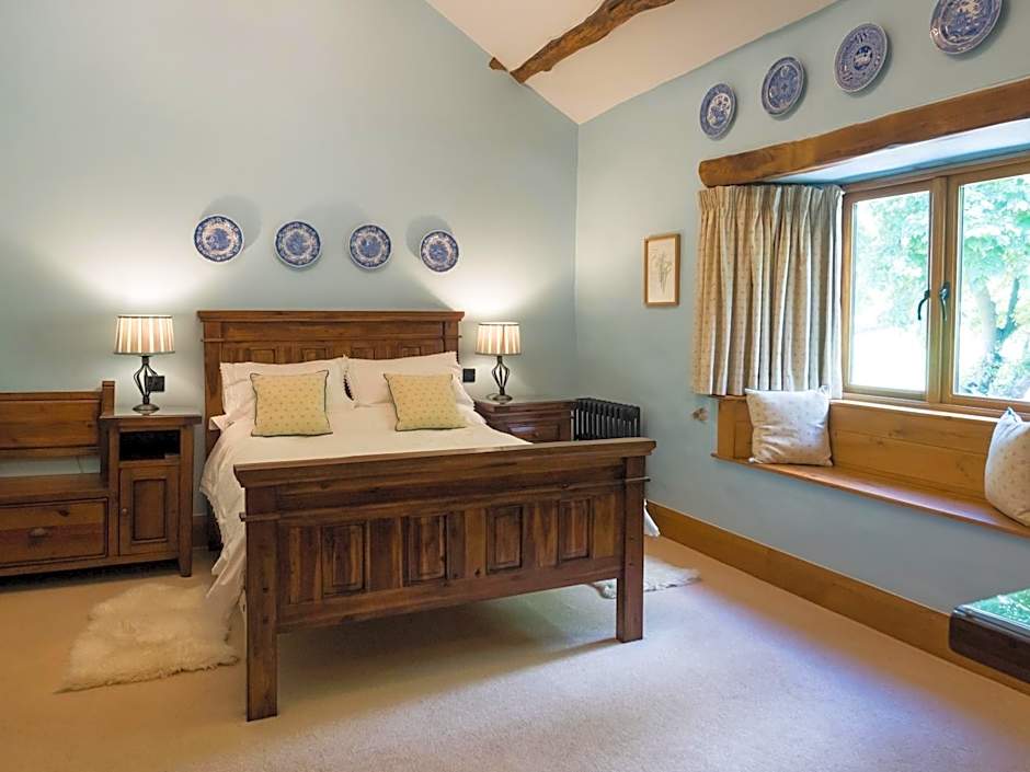 Photo 1 of 6 of Double Room