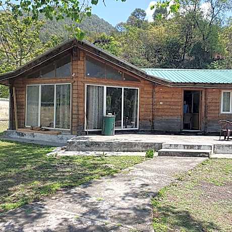 Alaknanda adventure resort & rafting camp 