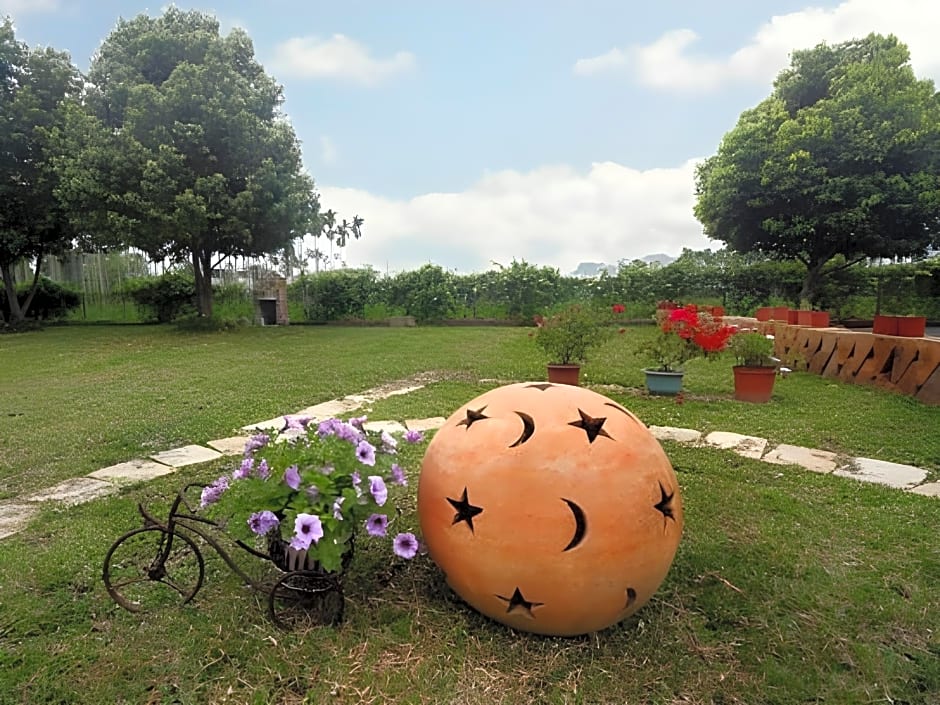 Smile Food Spa Bed and Breakfast