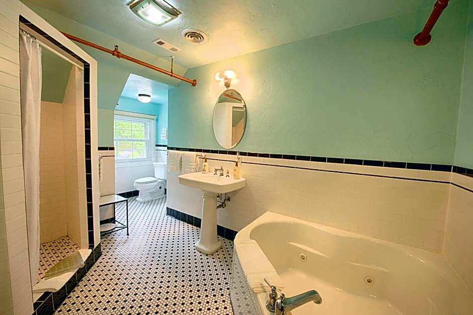 Historic Tapoco Lodge Resort