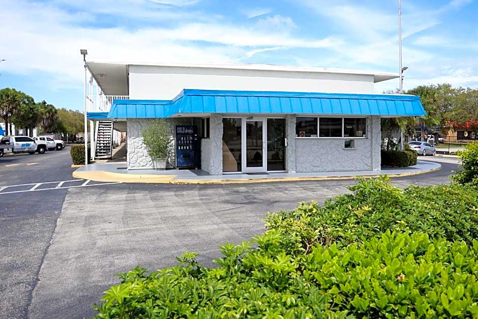 Crossroads Inn