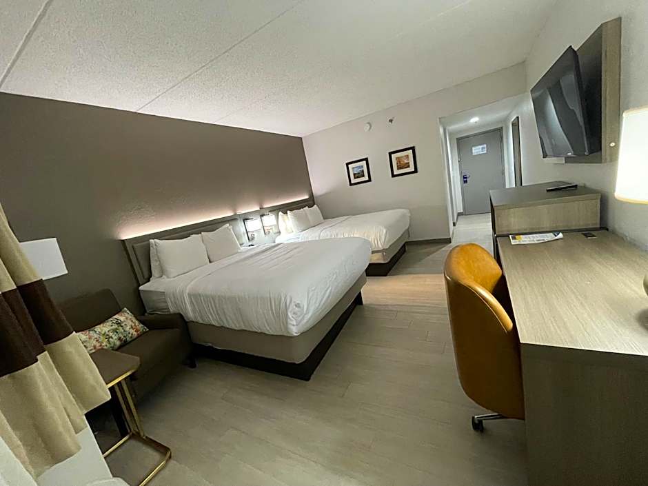 Comfort Inn & Suites Syracuse-Carrier Circle