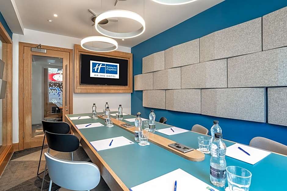 Holiday Inn Express Aberdeen City Centre By IHG