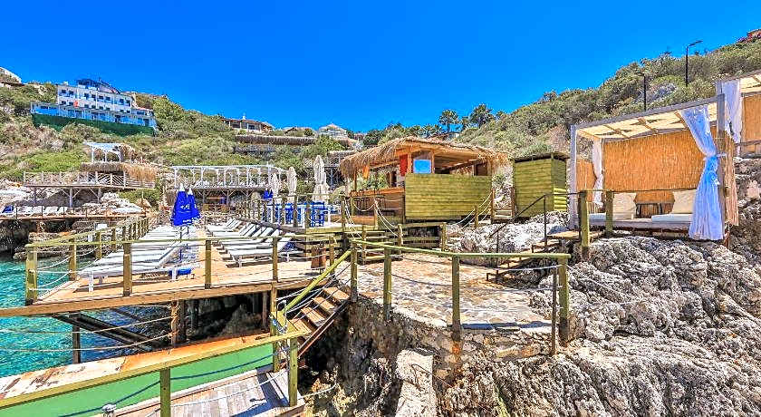 Atalante Hotel