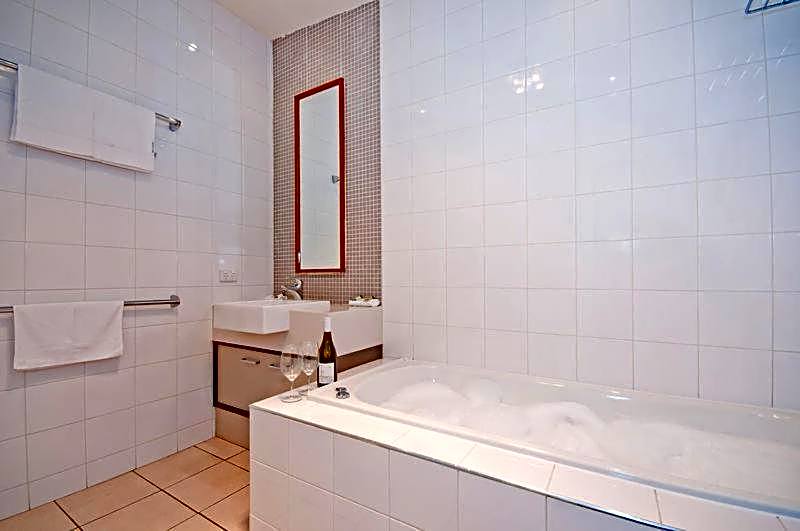 Beacon Point Ocean View Villas