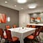 DoubleTree By Hilton Hotel Bradley International Airport