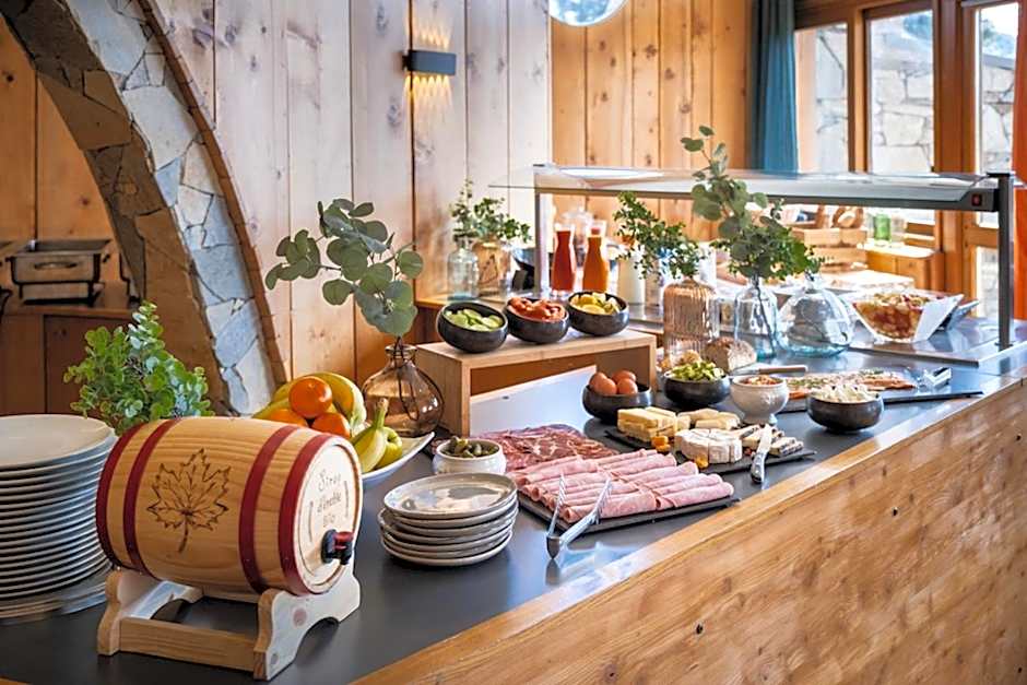 Royal Ours Blanc Boutique Hotel & Spa