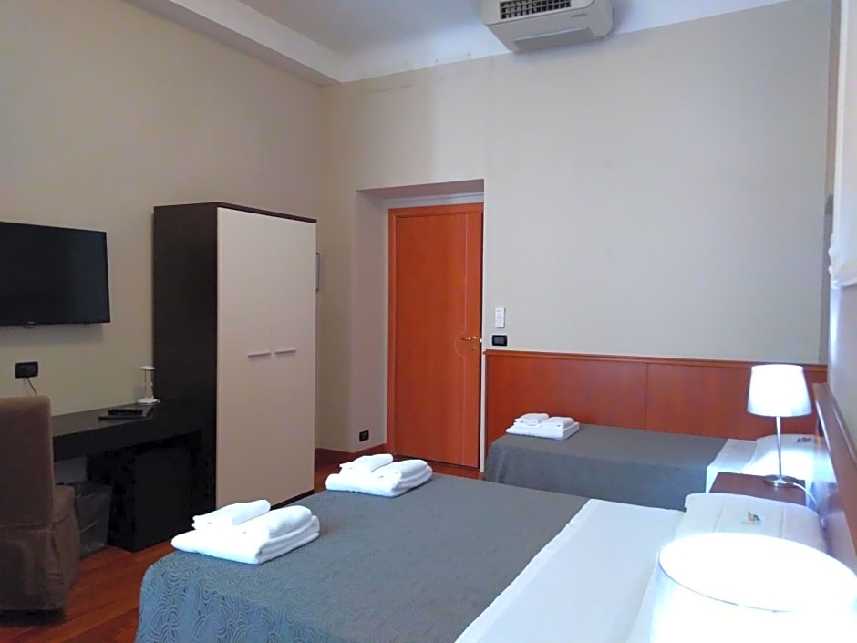 Hotel Twenty Nine
