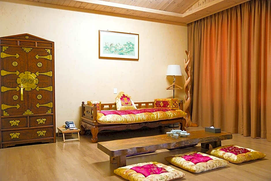 Hotel Daoom