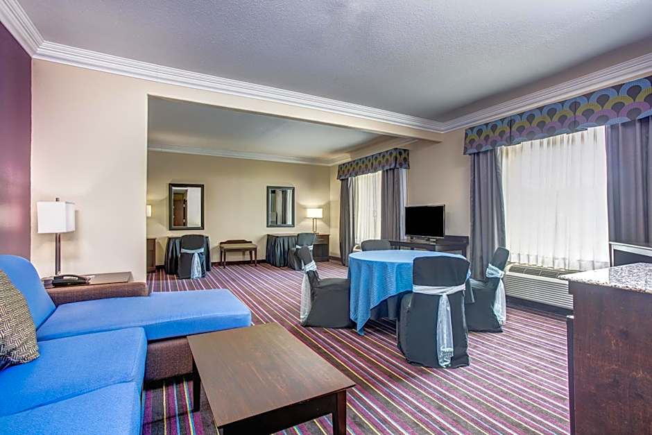 Holiday Inn Express & Suites Raceland - Highway 90 By IHG