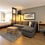 Hyatt Place Atlanta Alpharetta North Point Mall