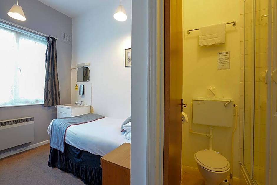 OYO Shanklin Beach Hotel