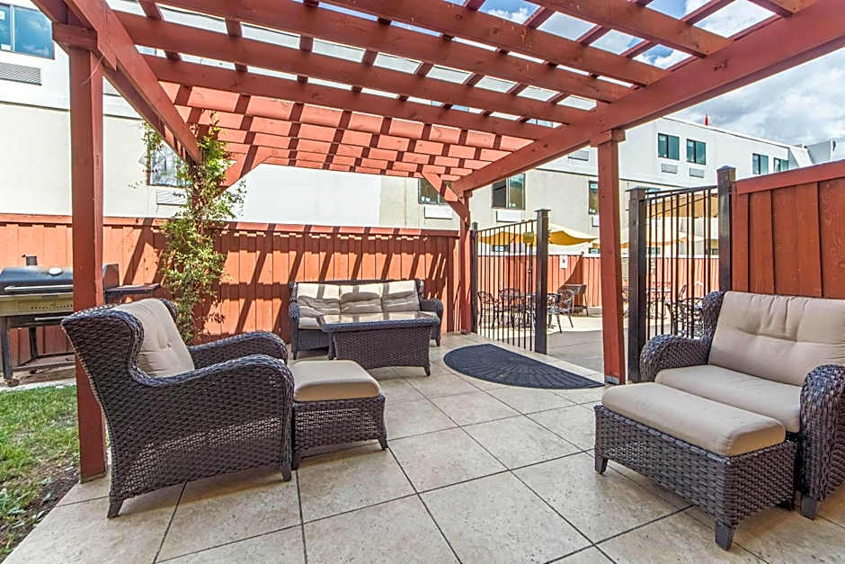 Comfort Inn North Dallas Near the Galleria