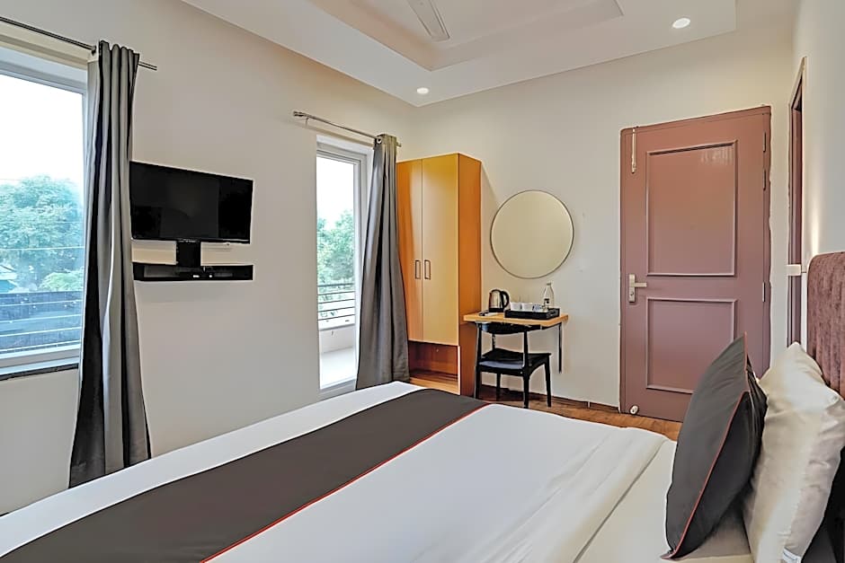 OYO Townhouse 203, Sector 57 – Gurgaon, NY