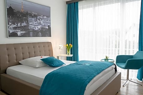 Superior Single Room with Balcony