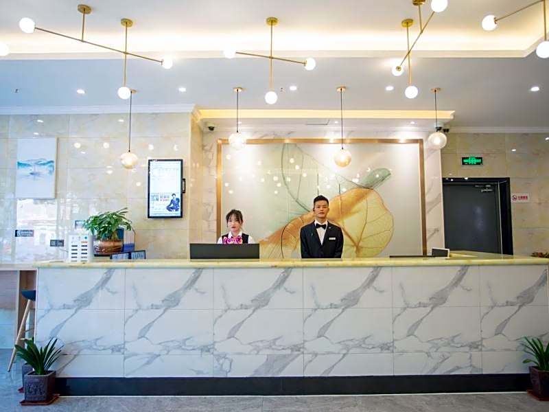 GreenTree Inn Express Shanghai Pudong Lingang New City Yunhan Road