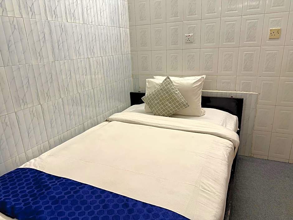 Hotel Tropical Daisy