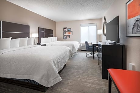 Queen Room with Mobility Access/Non-Smoking