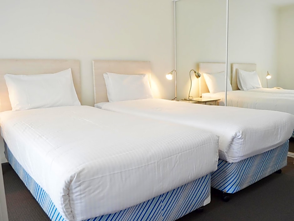 Nova Stargate Apartment Hotel