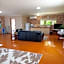 Emerald Tropical Palms B & B