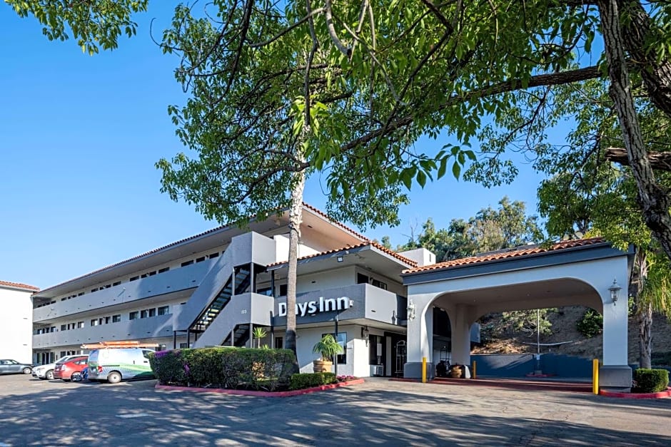 Days Inn by Wyndham Encinitas Moonlight Beach