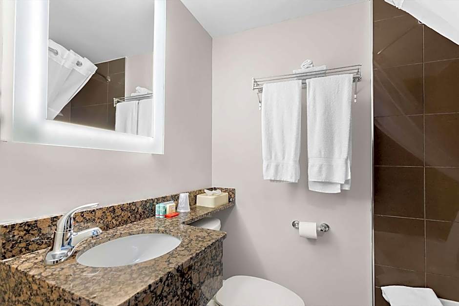 SureStay Plus by Best Western Windsor