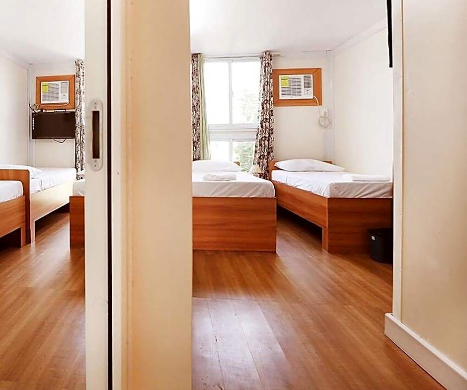 AEROSTOP HOTEL & RESTAURANT