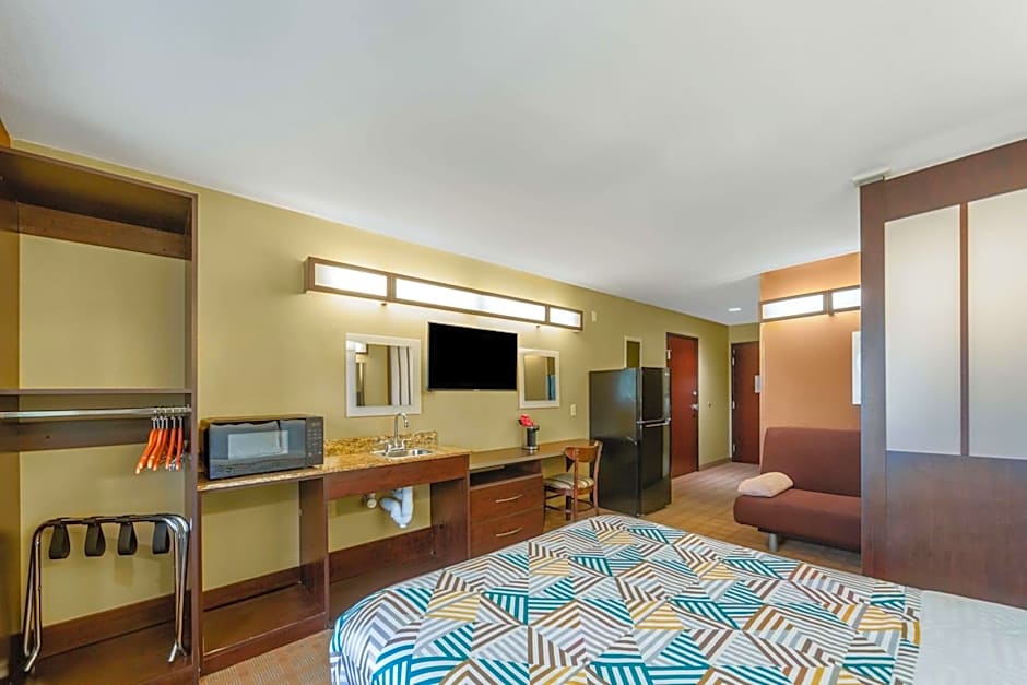 Studio 6 Suites Breaux Bridge, LA