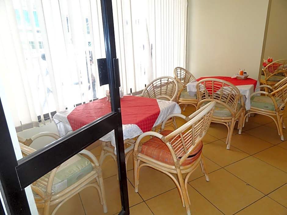 Regency Park Hotel