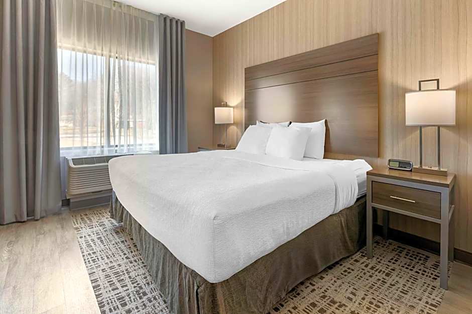 Best Western Plus LaCrescent / LaCrosse
