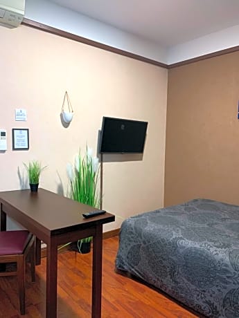 Economy Single Room