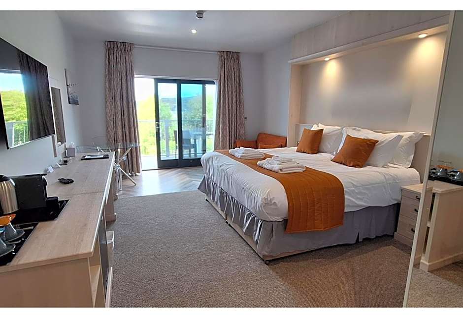 The Teifi Waterside Hotel