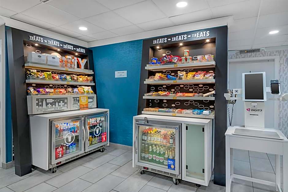 Hampton Inn Albany-Wolf Road (Airport)