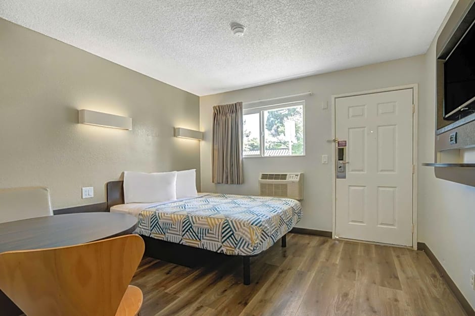 Motel 6-San Jose, CA - Airport