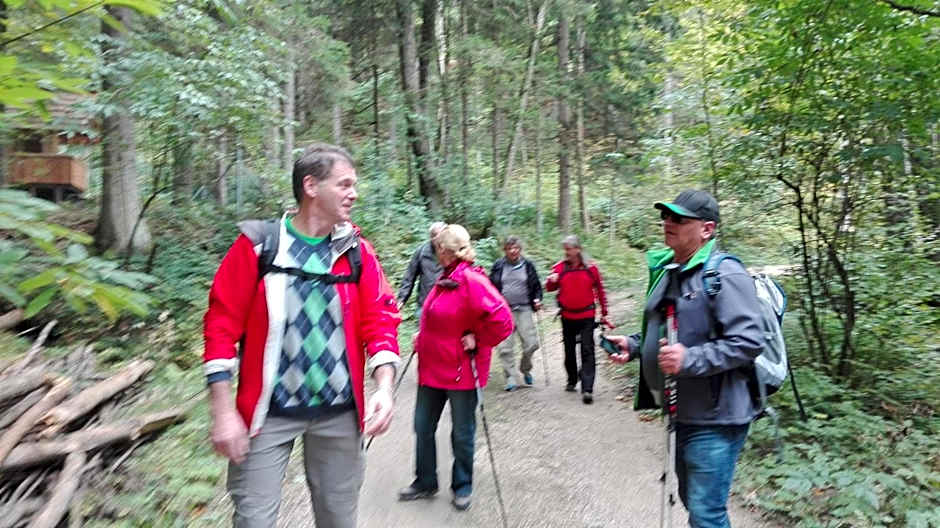 Post Hostel For Youth, Students and Pilgrims