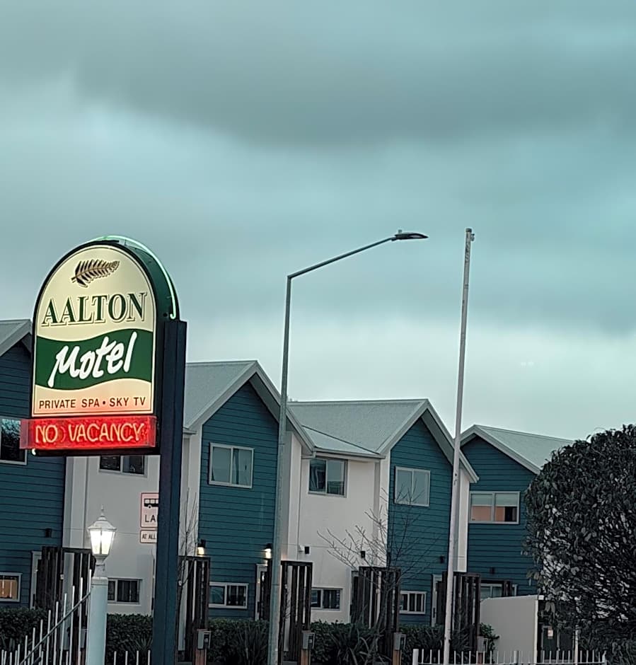 Aalton Motel