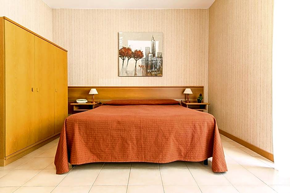 Hotel Residence Ulivi E Palme