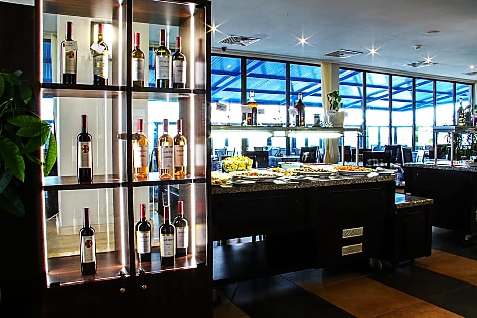 Smartline Meridian Hotel