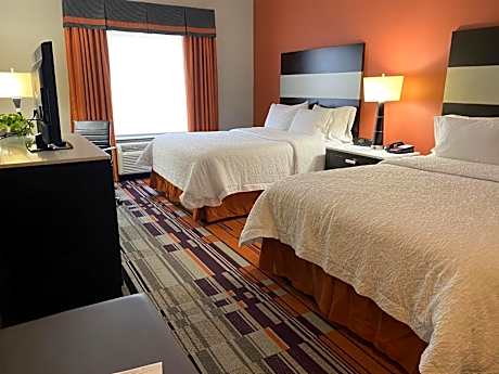2 Queen Beds Nonsmoking