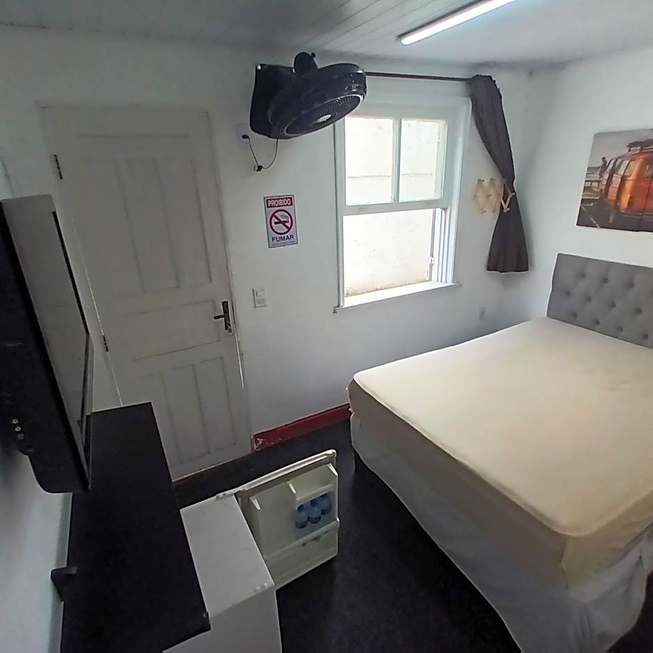 Pousada Marduk suites simples com banheiro privativo excelente localização