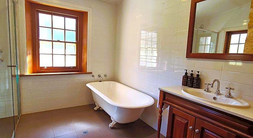 Bungaree Station Bed And Breakfast